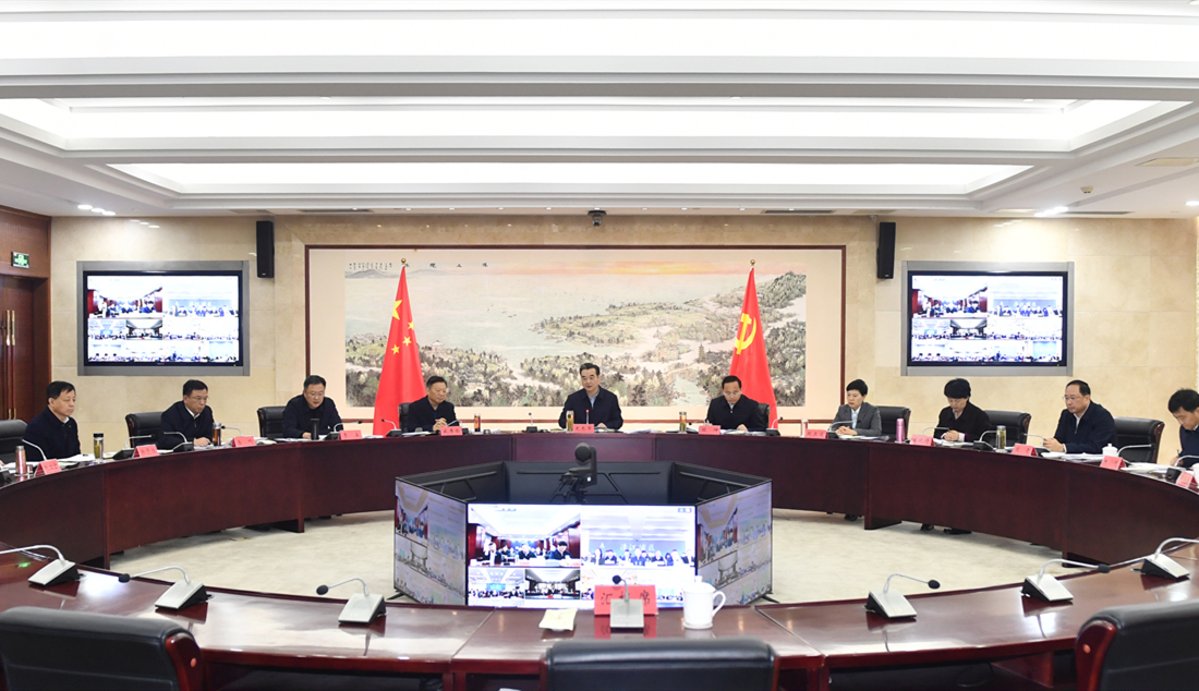市委常委會(huì)召開(kāi)會(huì)議
